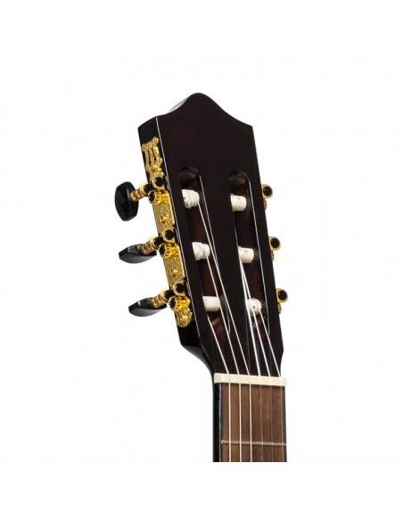SCL60 classical guitar with spruce top, natural colour