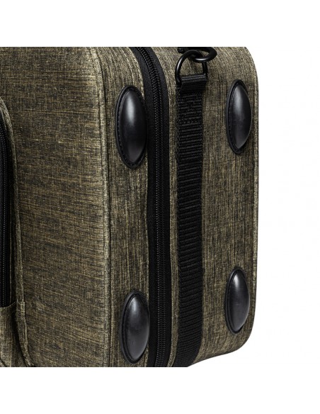 Soft case for alto saxophone, bright green