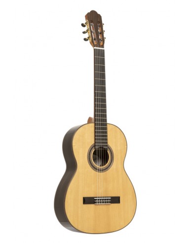 Mazuelo serie, classical guitar with solid spruce top