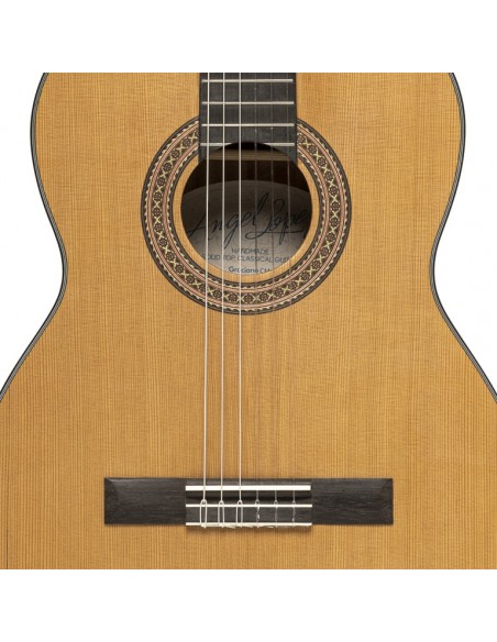 Graciano serie, classical guitar with solid cedar top