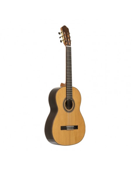 Mazuelo serie, classical guitar with solid cedar top