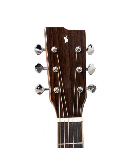 Dreadnought acoustic guitar with spruce top, Series 45