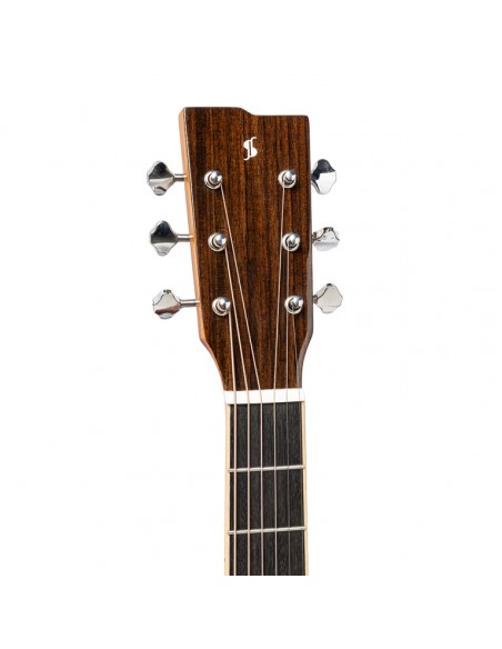Orchestra acoustic guitar with spruce top, Series 45