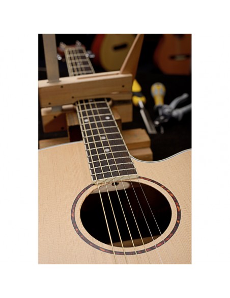 Asyla series mini auditorium acoustic travel guitar with solid spruce top