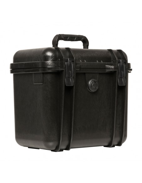 Water- and dustproof universal transport case with pick and pluck foam