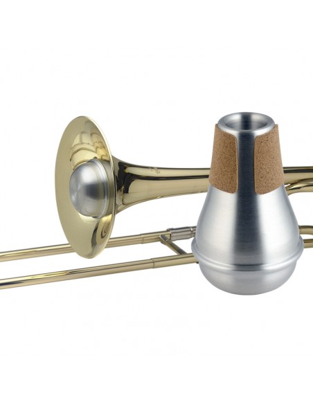Compact practice mute for trombone