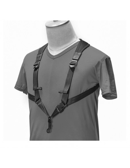 Junior fully-adjustable saxophone harness with soft shoulder padding, black