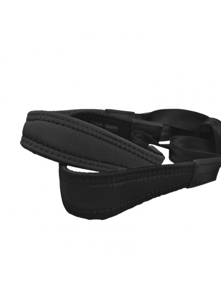 Fully-adjustable Flex saxophone strap with soft shoulder padding and reinforced neck pads, black